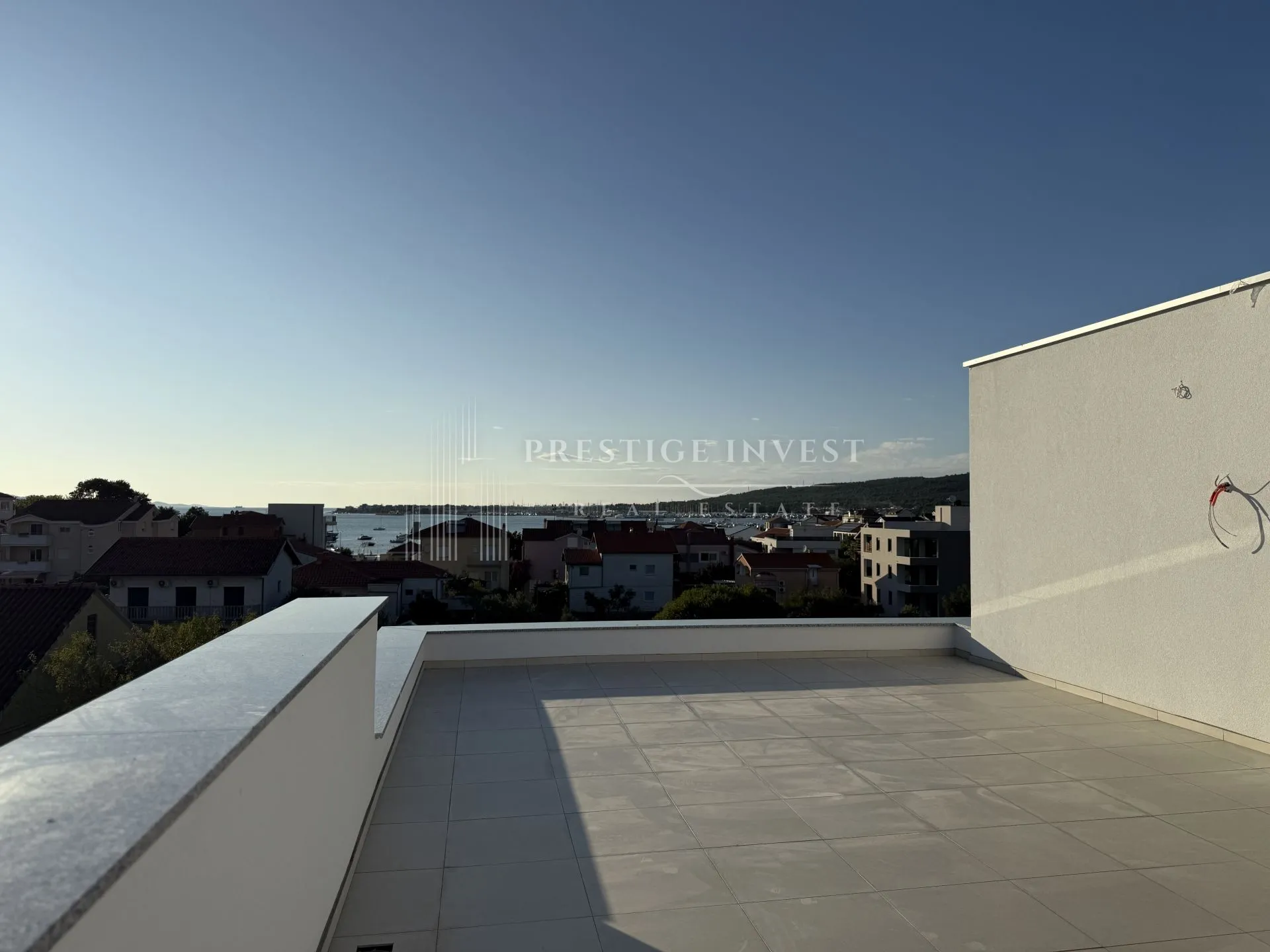 sukošan- penthouse s privatnim liftom - 216m2 - slika 3