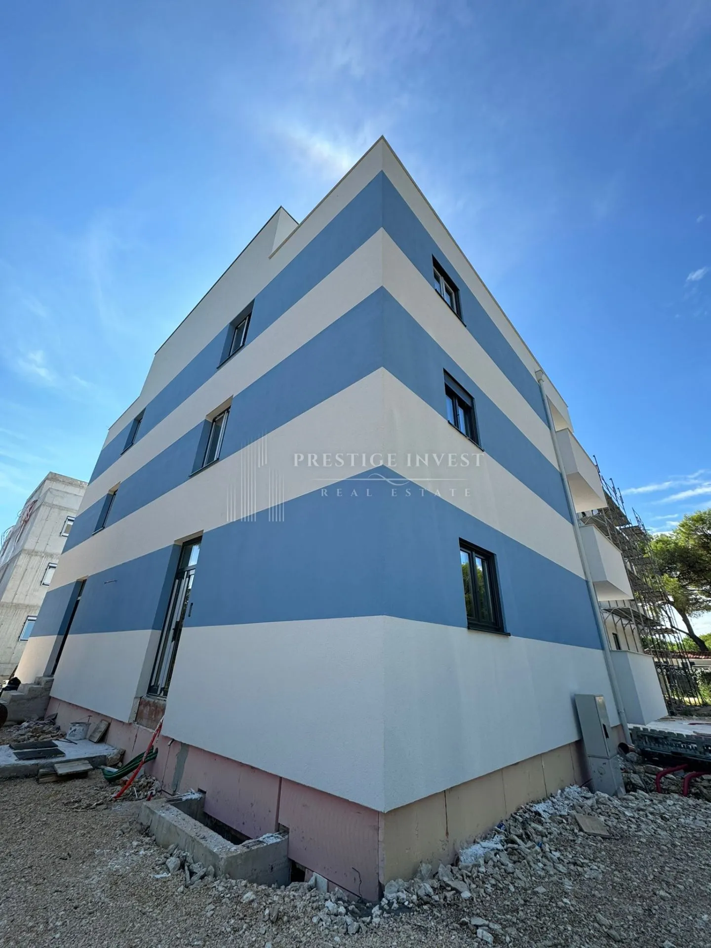 pakoštane-novogradnja-trosoban stan 70 m od mora - slika 39