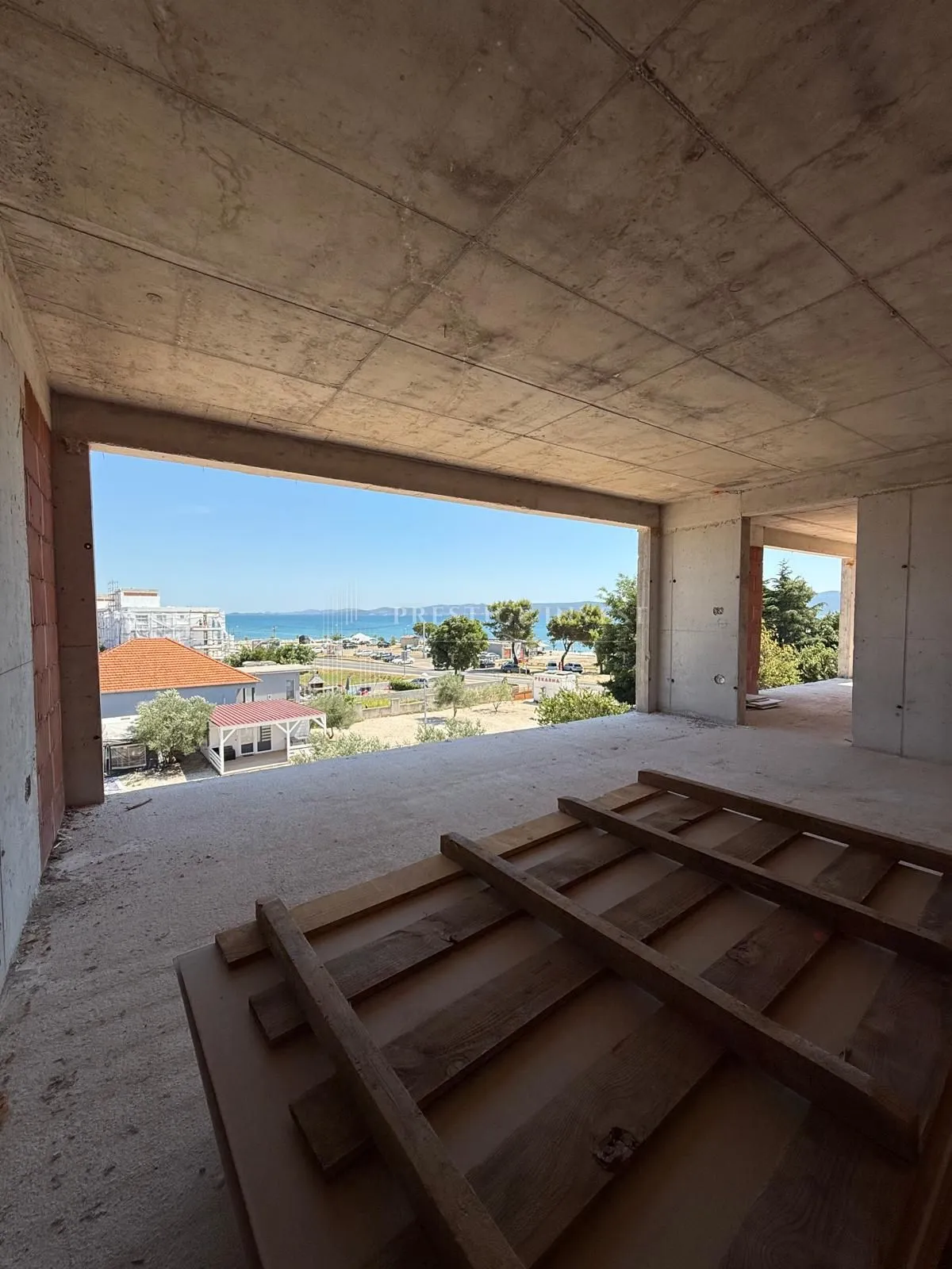 sukošan-s201- luksuzan penthouse-1.red uz more - krovna terasa - slika 15