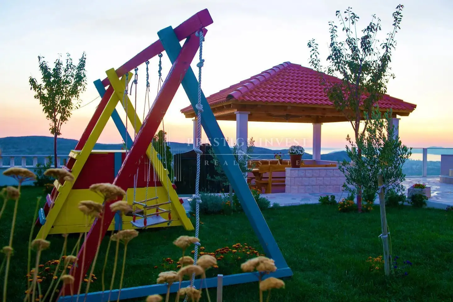 luksuzna vila s bazenom s panoramskim pogledom na split - slika 13