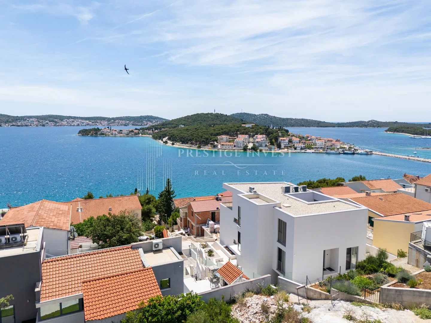 rogoznica- centar- luksuzan namješten penthouse - slika 5