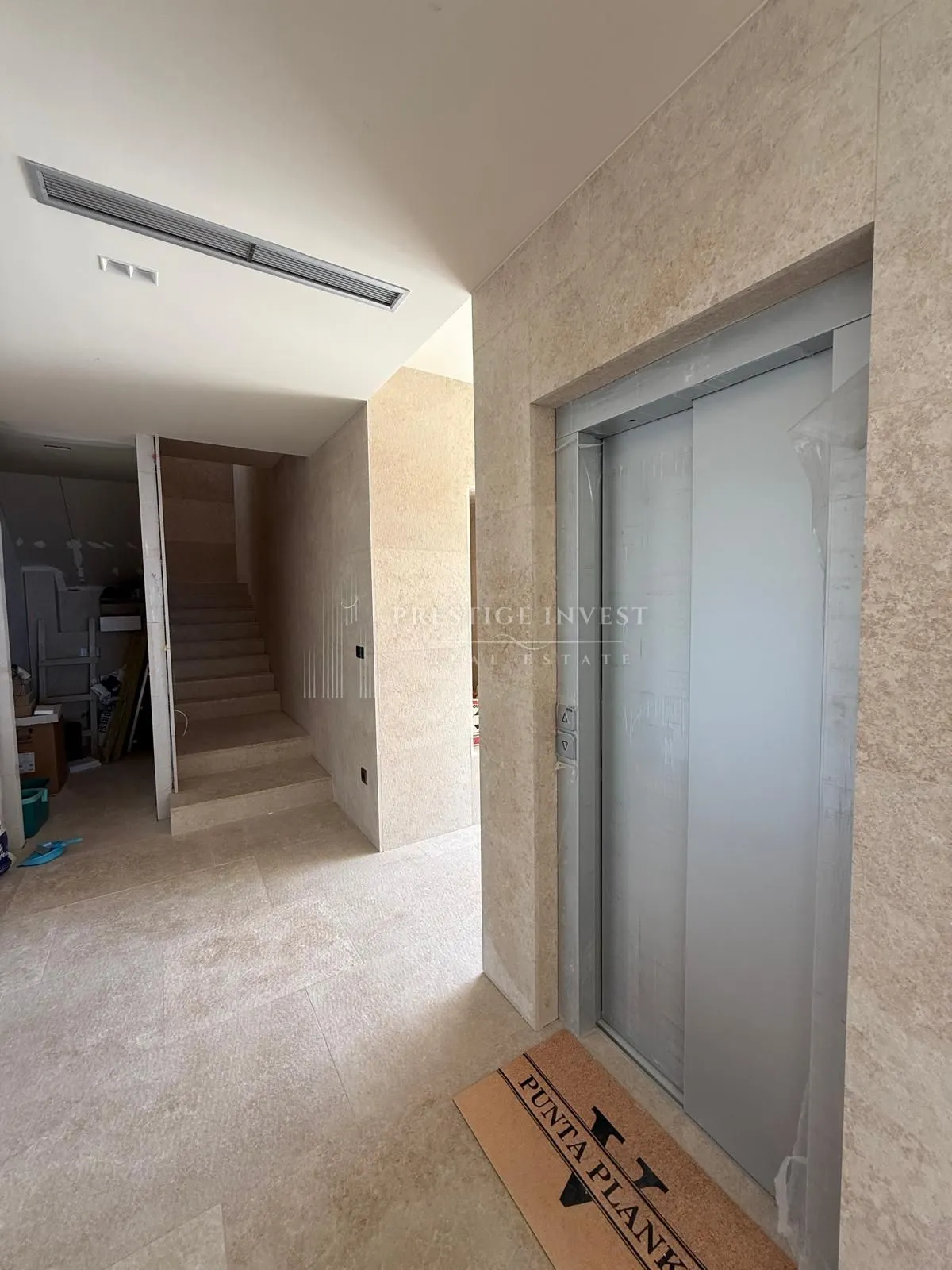 rogoznica - luxuzna vila- prvi red uz more - slika 33