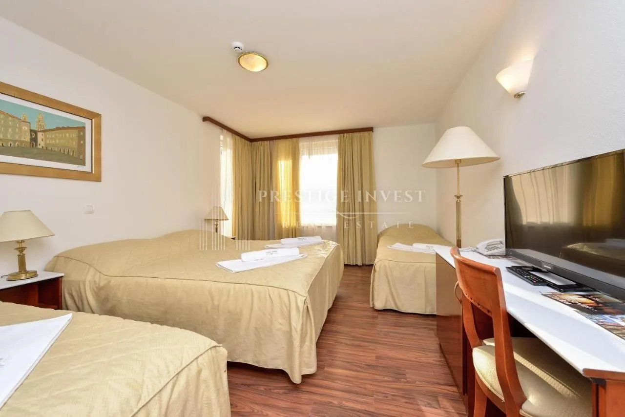 hotel s 30 soba u blizini mora u centru zadra - slika 29