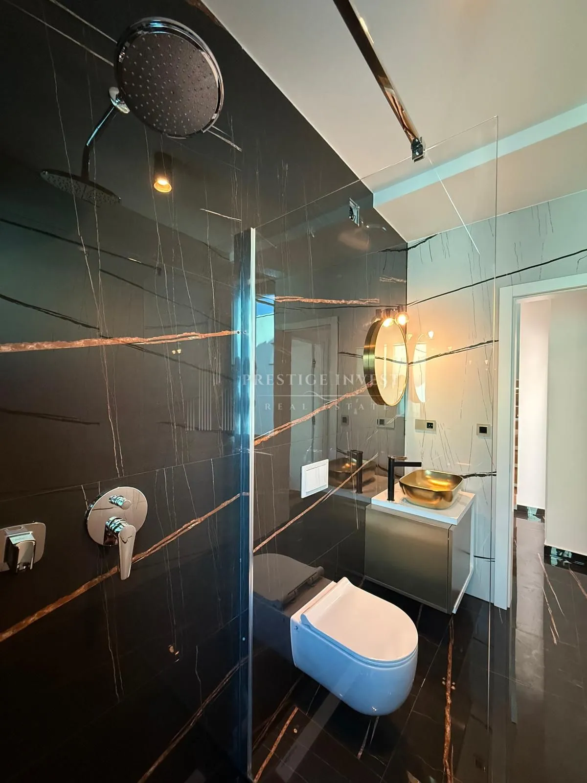 sukošan- luksuzan penthouse prvi red uz more - slika 60