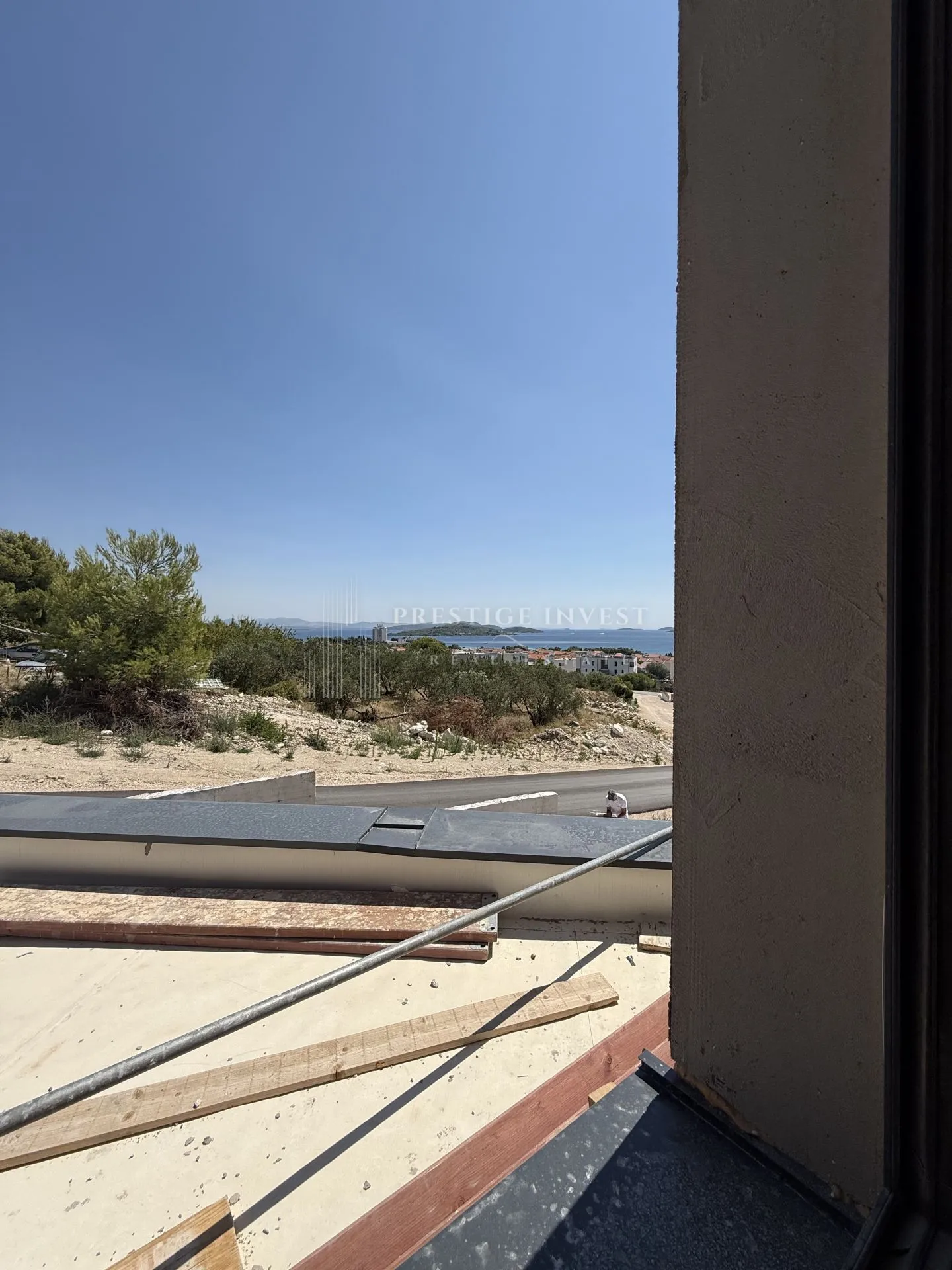 vodice- eksluzivna vila s panormaskim pogledom za otoke - slika 43