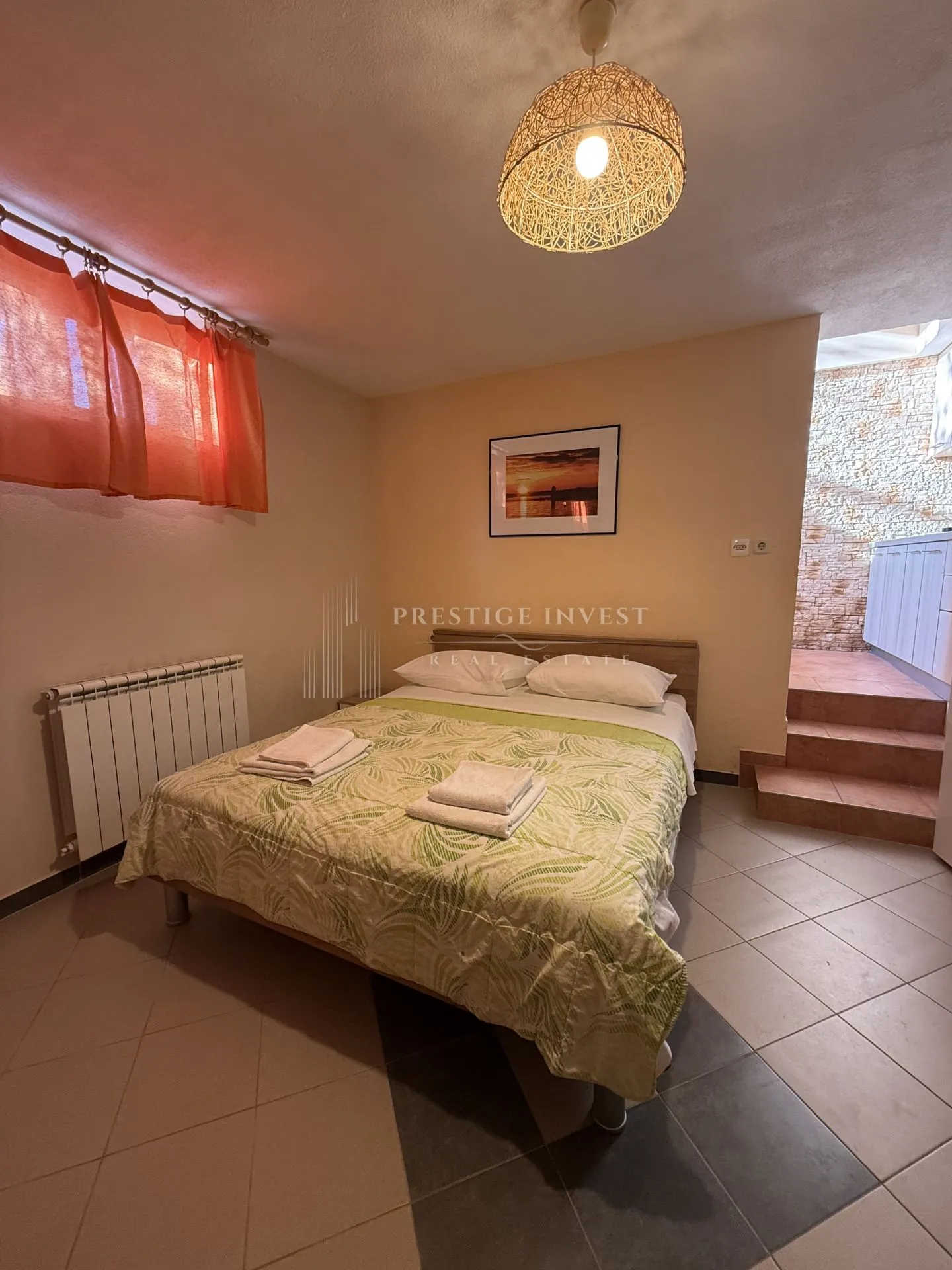 sukošan- apartmanska kuća -1900m2- 150m od plaže - slika 11