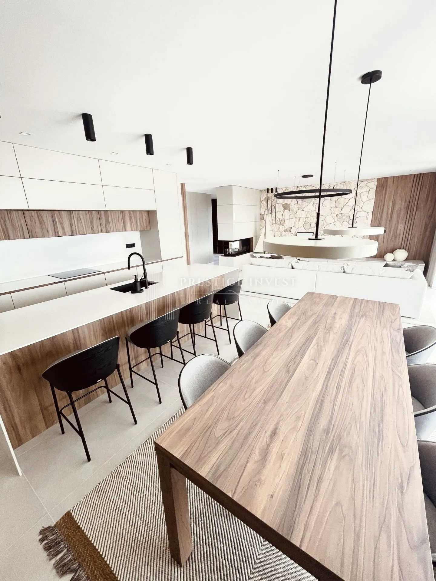 rogoznica- centar- luksuzan namješten penthouse - slika 78