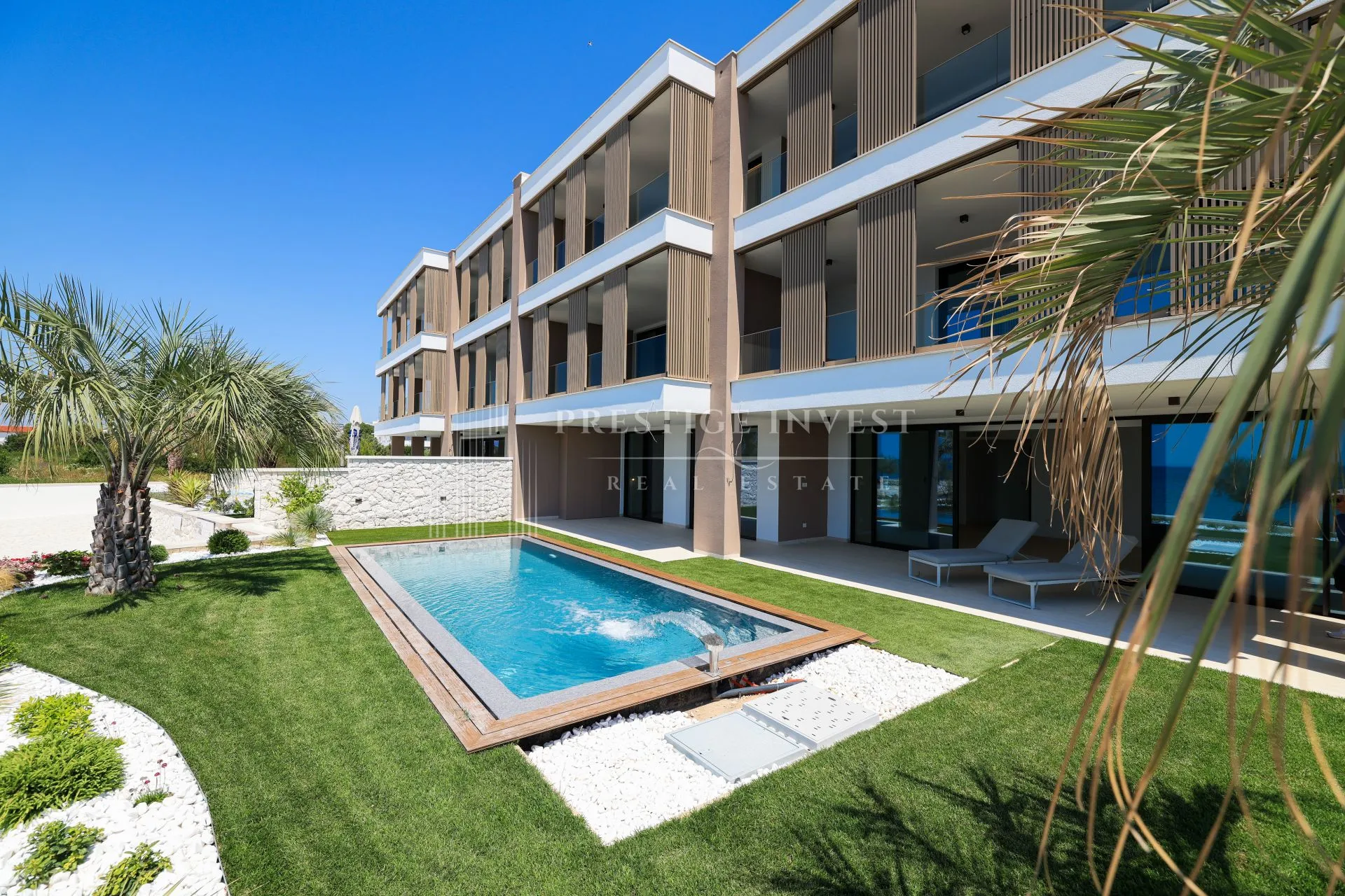 penthouse s privatnim liftom i krovnom terasom- prvi red - slika 43