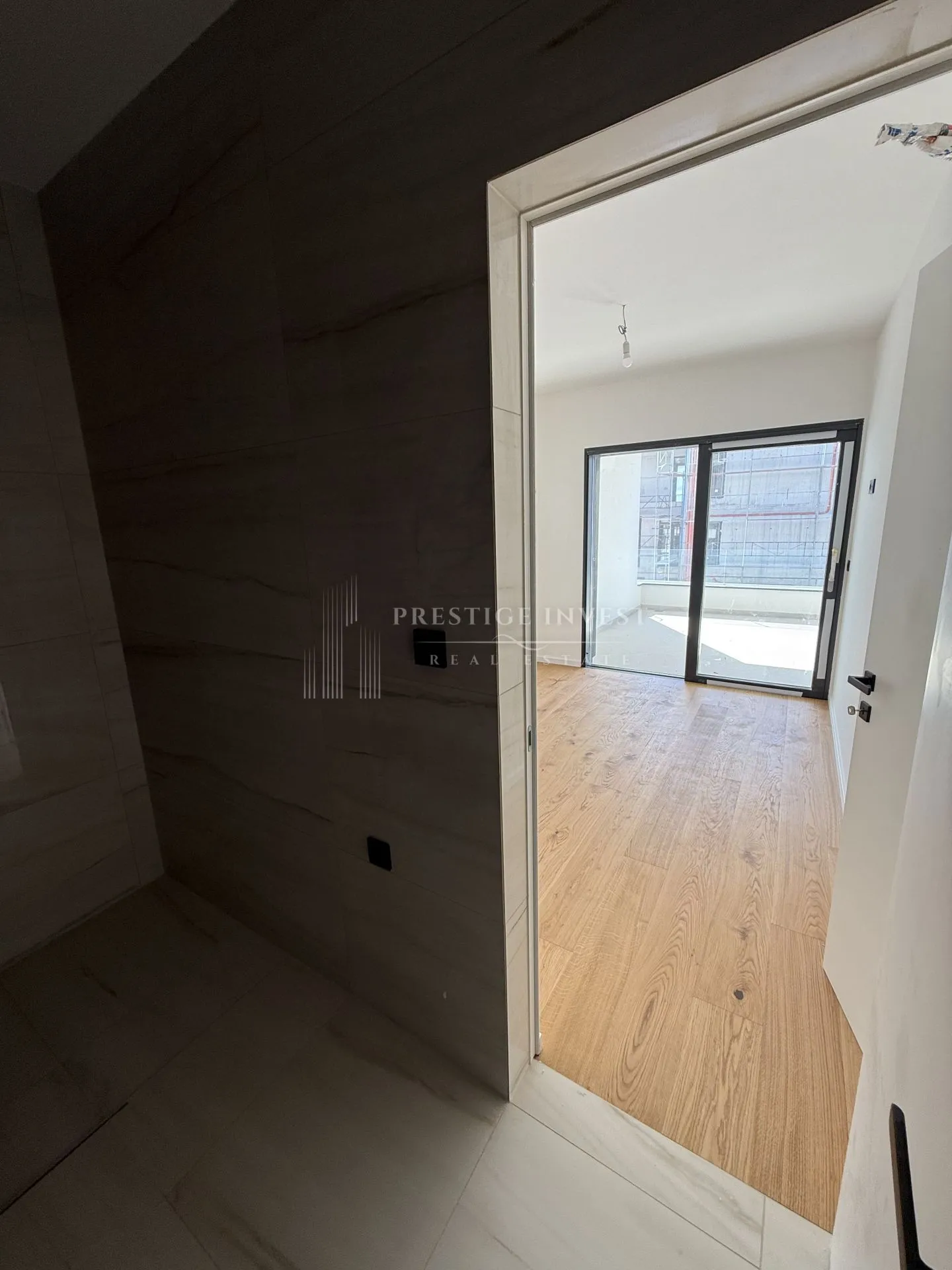 dvosoban stan s1 s vrtom- 2 red uz plažu! - slika 22