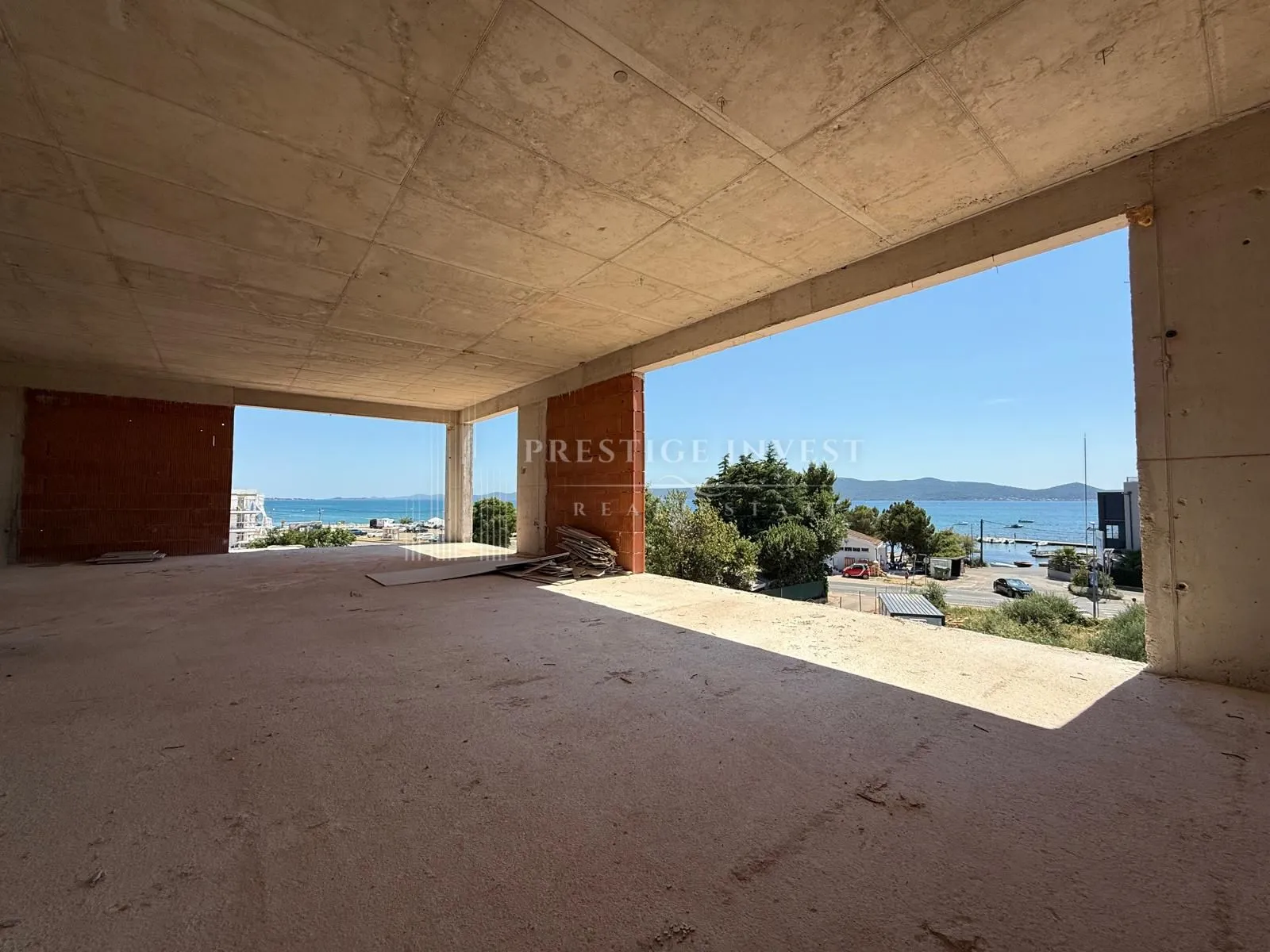 sukošan-s201- luksuzan penthouse-1.red uz more - krovna terasa - slika 10