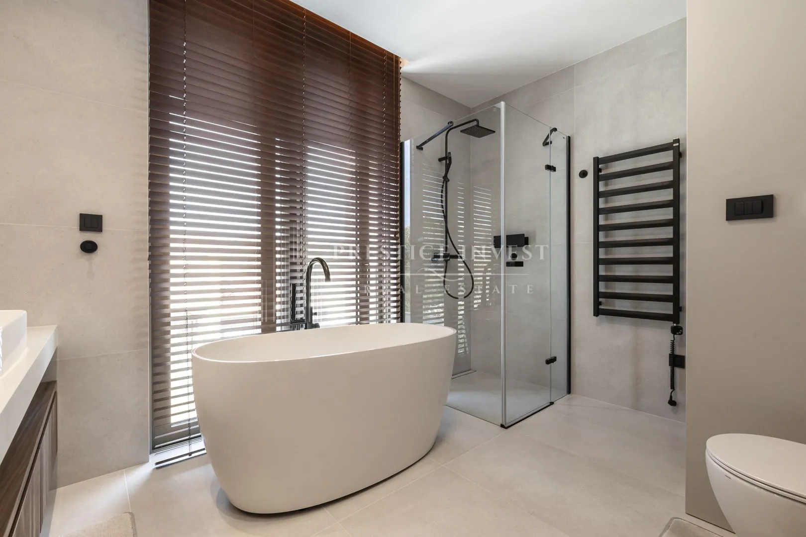 rogoznica- centar- luksuzan namješten penthouse - slika 36