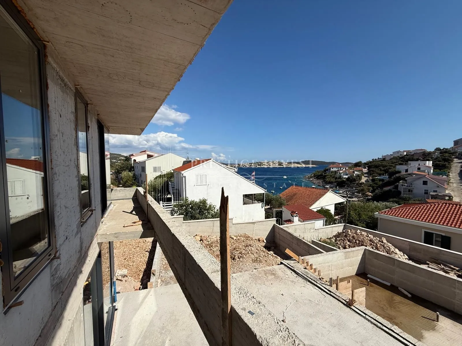 luksuzna vila- 5 soba, galerija, lift, bazen- 35m od plaže - slika 32
