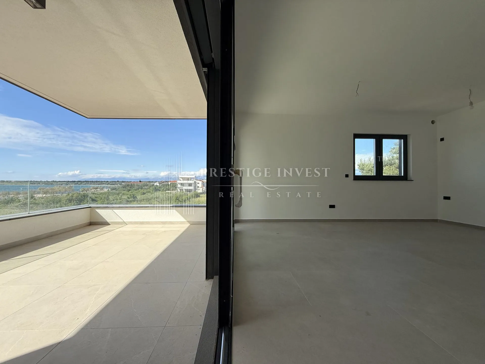 dvosoban stan s1 s vrtom- 2 red uz plažu! - slika 34
