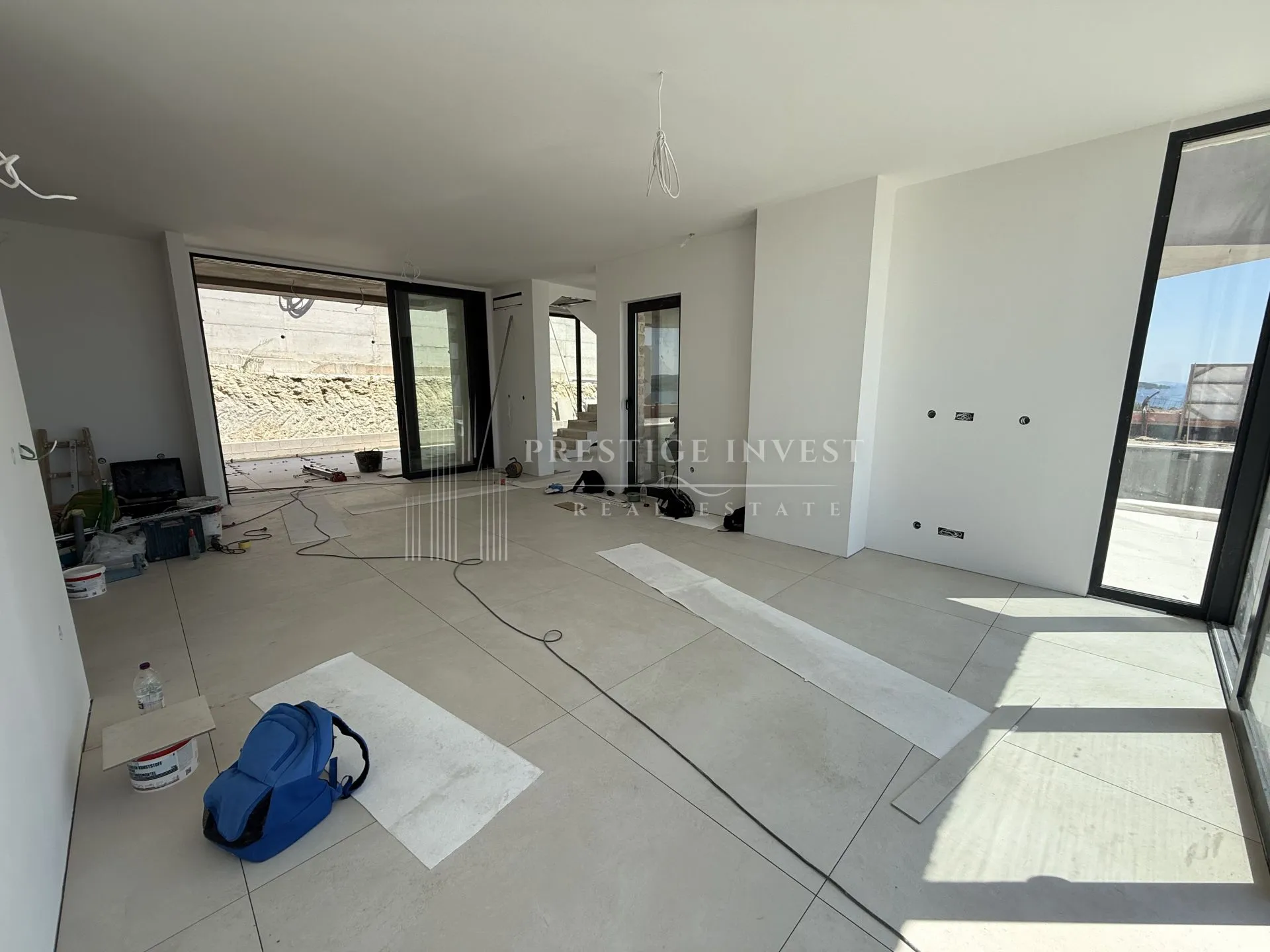 vodice- eksluzivna vila s panormaskim pogledom za otoke - slika 56