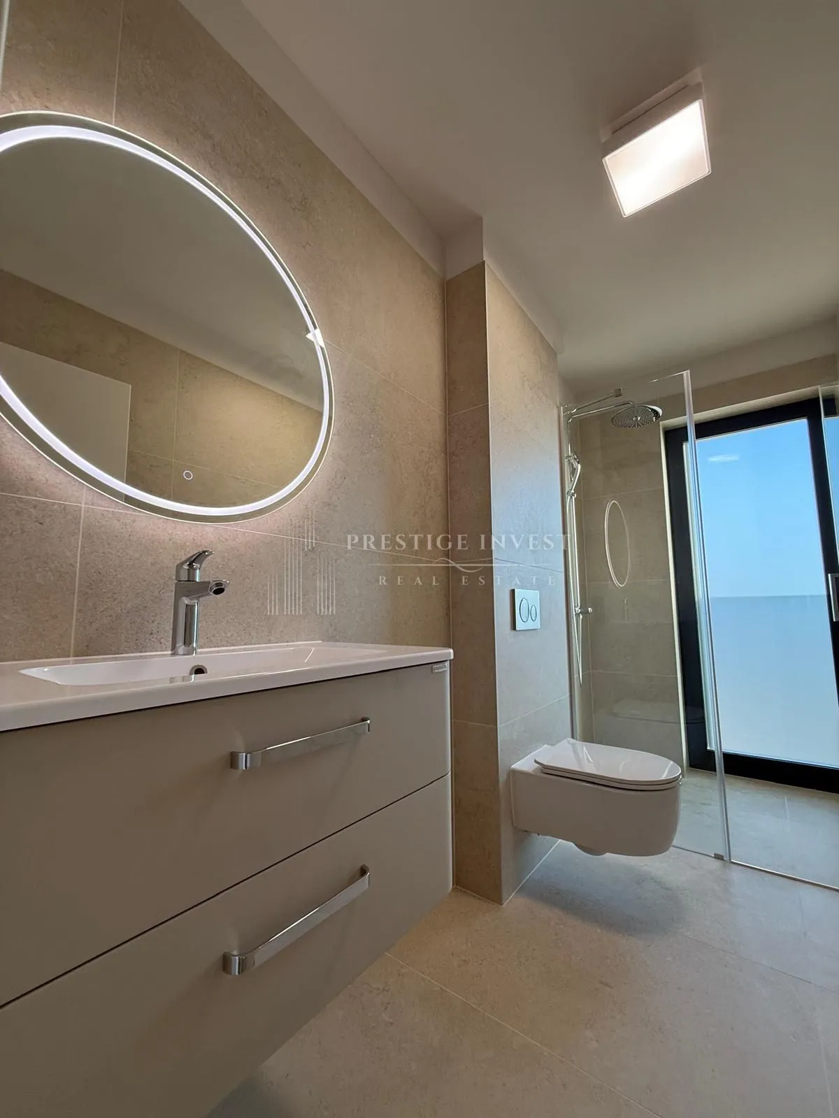 penthouse - s8- trosoban stan prvi red uz more - slika 38