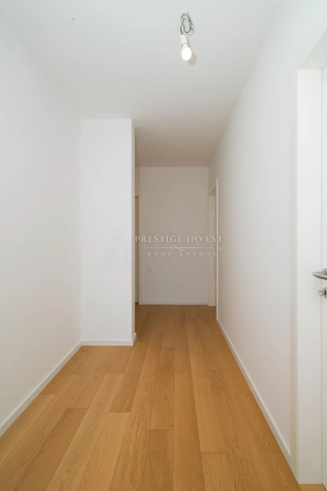 zadar-namješten trosoban penthouse s garažom - slika 35