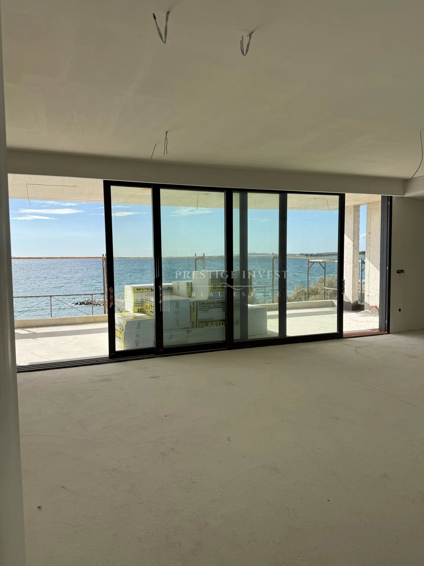 penthouse- prvi red uz more- privatni lift- 343m2 - slika 5