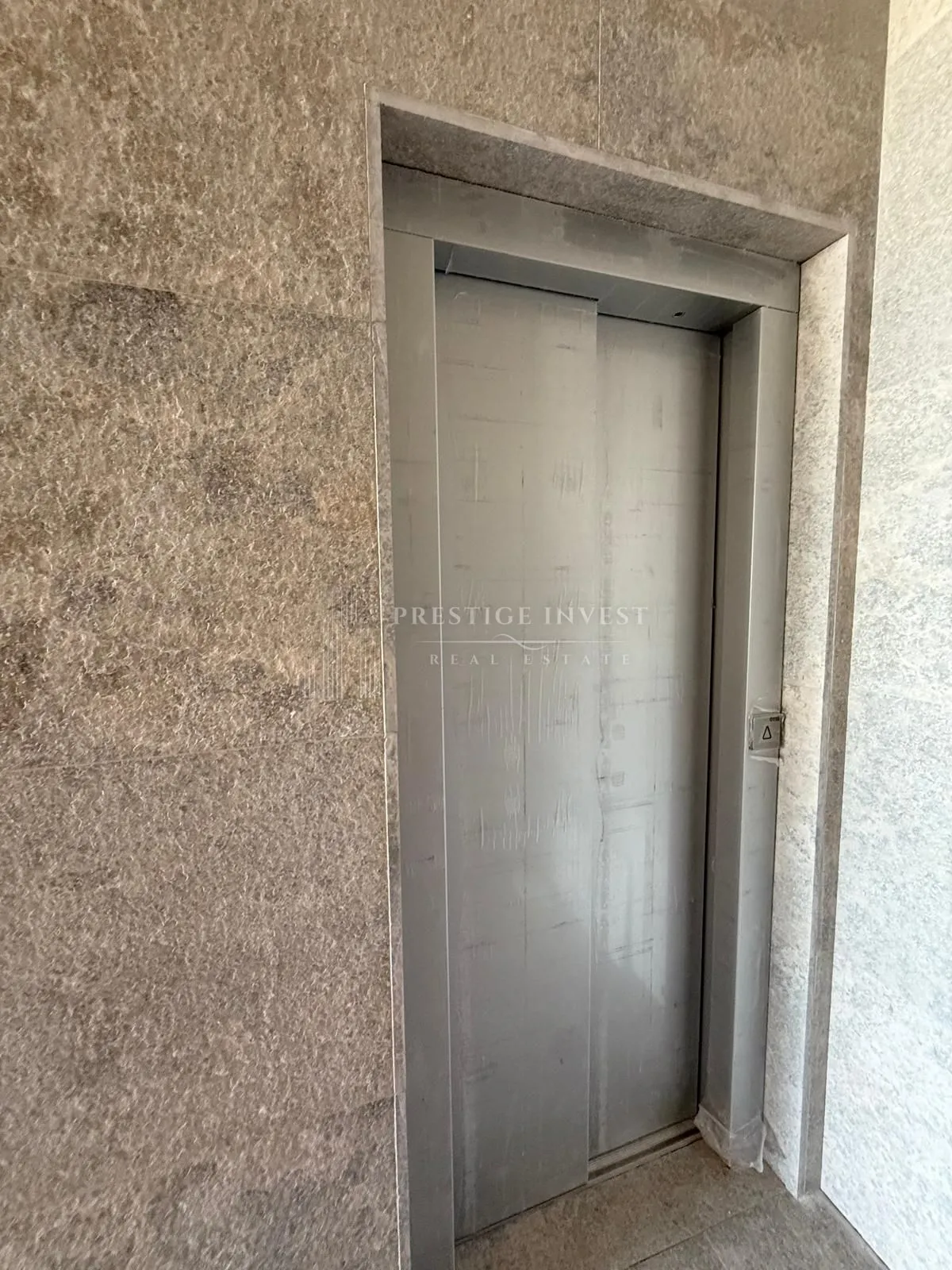 rogoznica - luxuzna vila- prvi red uz more - slika 53
