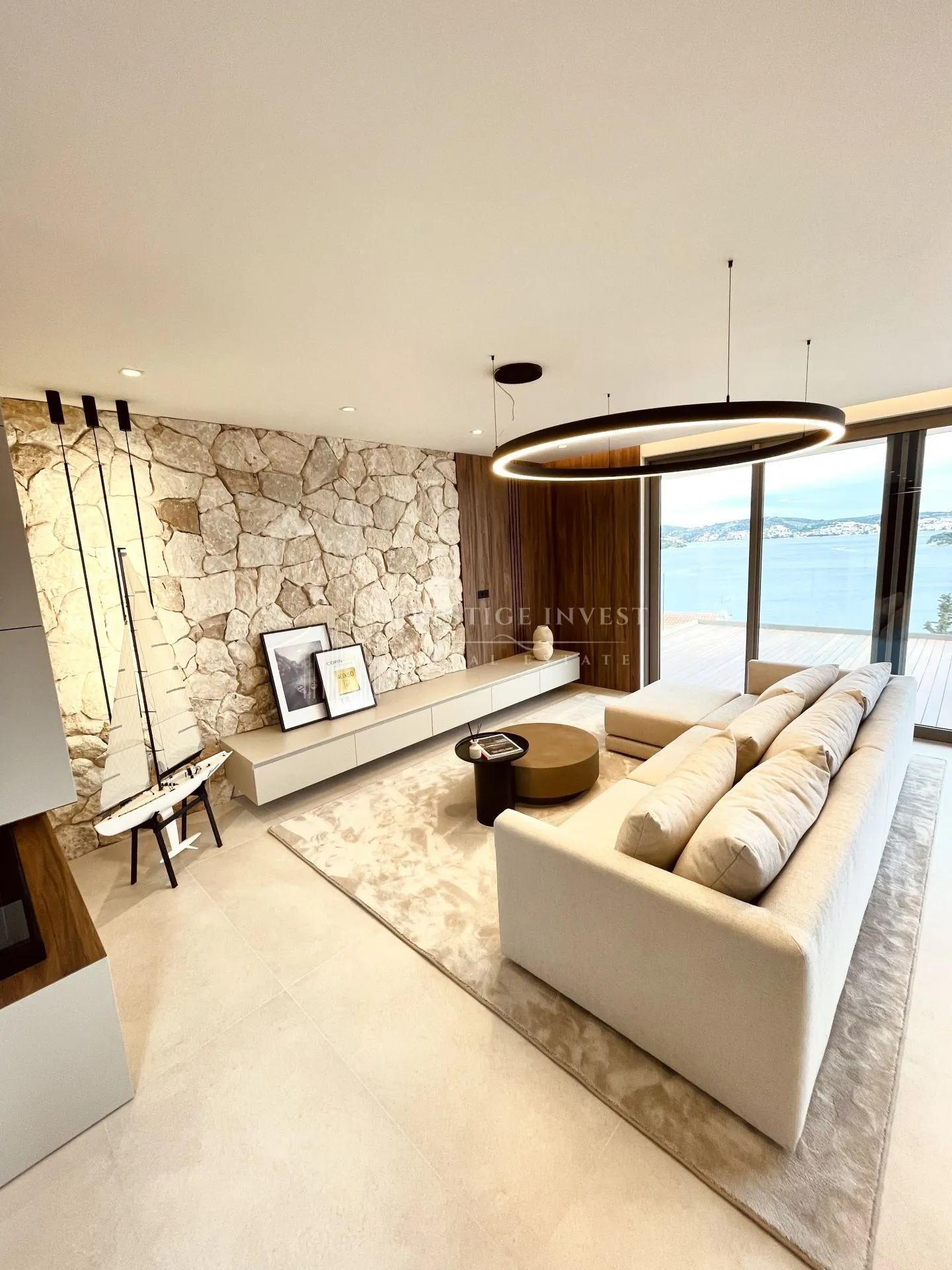 rogoznica- centar- luksuzan namješten penthouse - slika 13