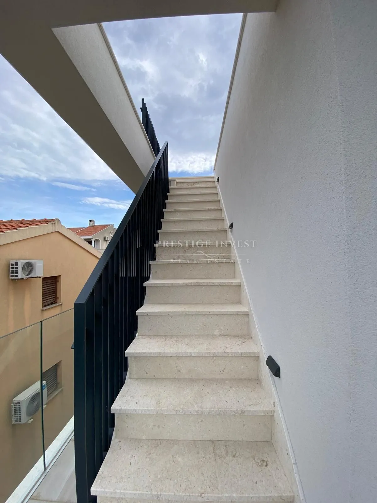 kožino- luksuzan penthouse s panormskim pogledom, 90m od mora - slika 10