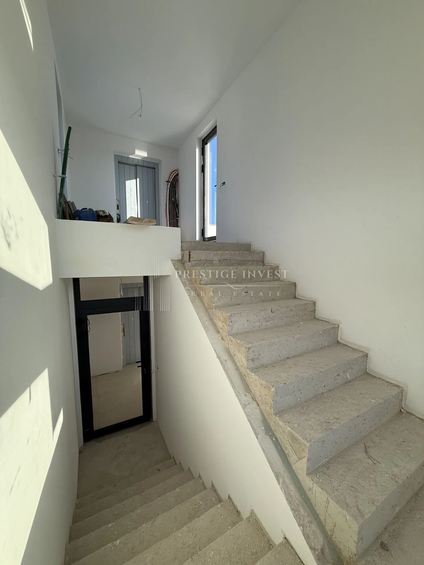 sukošan- penthouse s privatnim liftom - 216m2 - slika 5