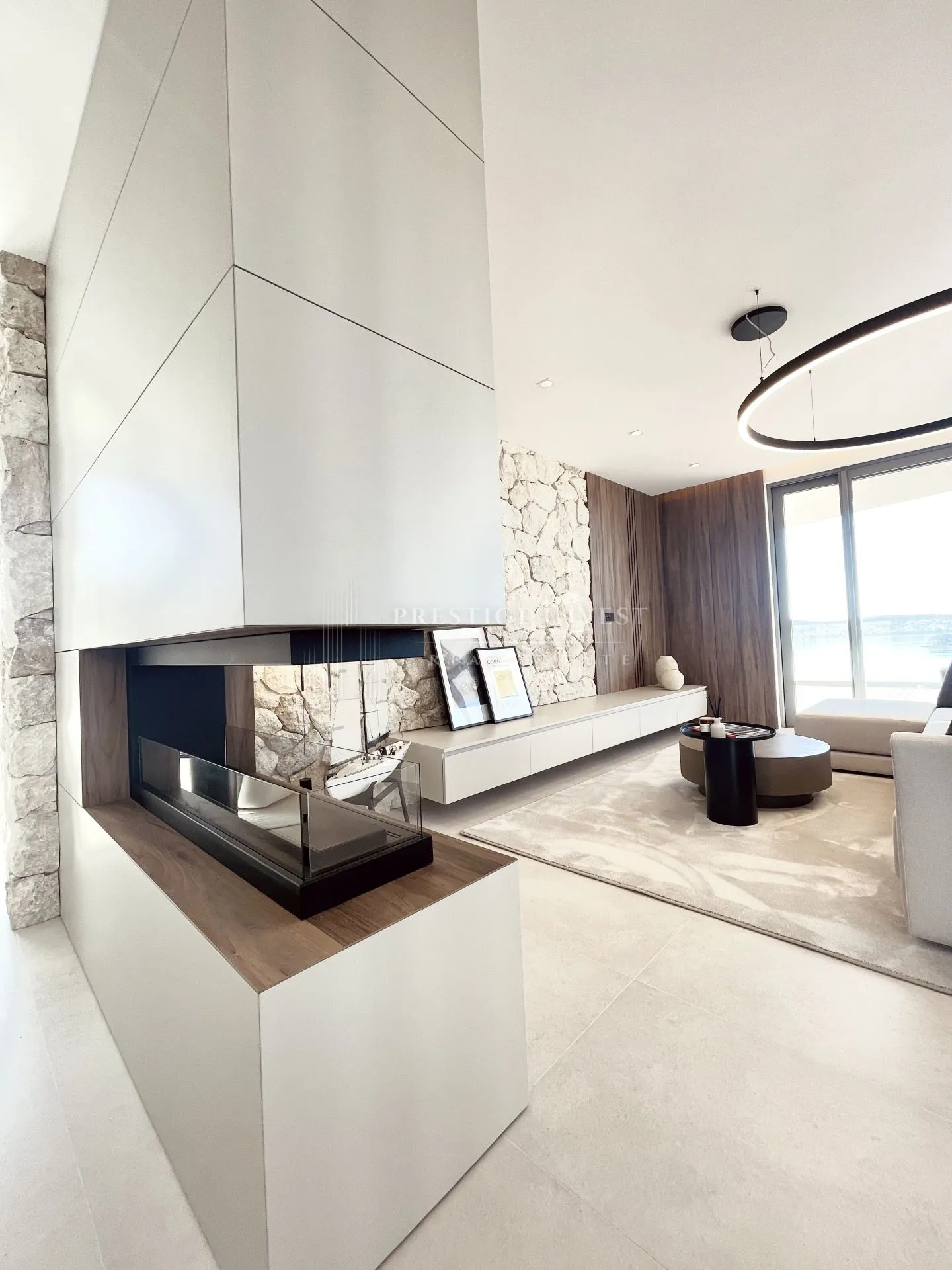 rogoznica- centar- luksuzan namješten penthouse - slika 35