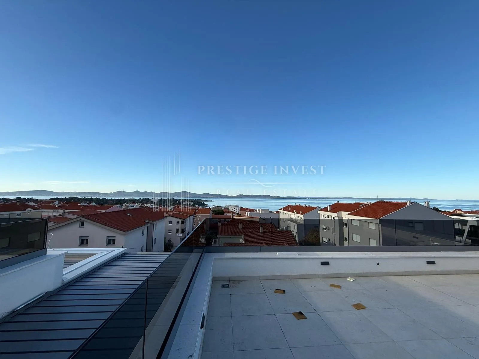 zadar, borik- trosoban stan s2 u prizemlju- garaža - slika 2