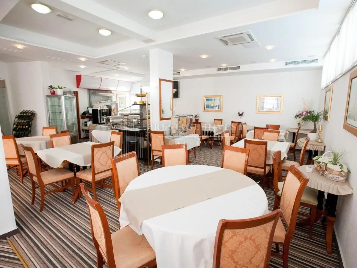 hotel s 30 soba u blizini mora u centru zadra - slika 14