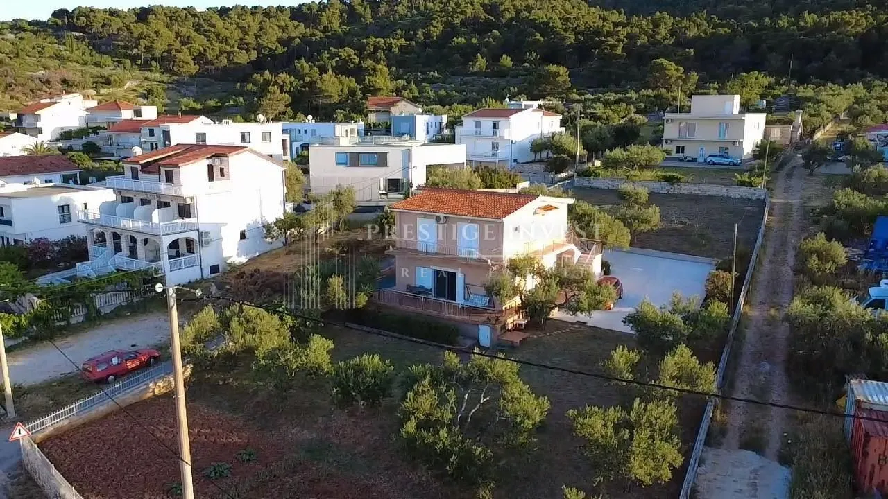 kuća, slatine, drugi red od mora - slika 4