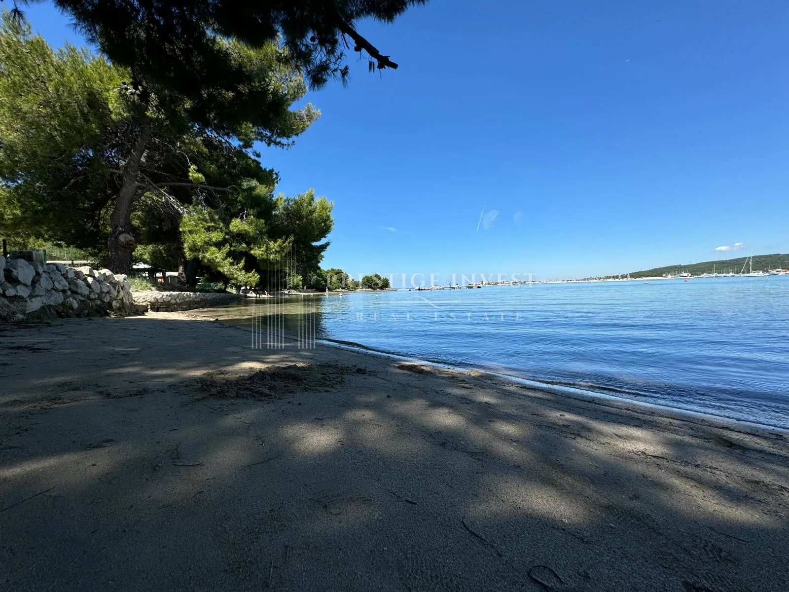 Sukošan- Građevinsko zemljište- 40m od plaže- 460m2