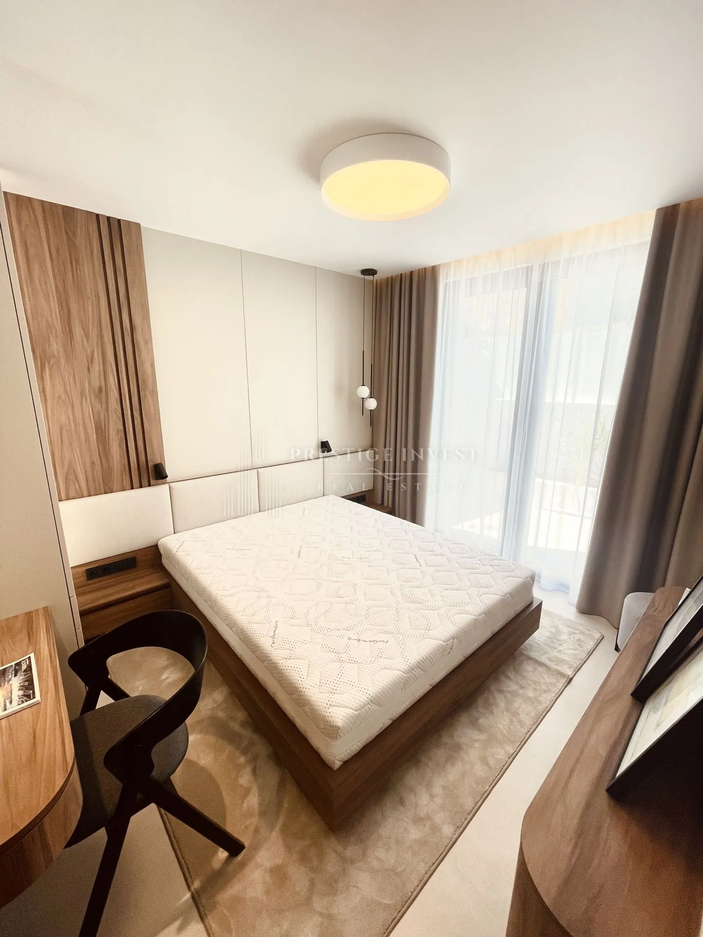 rogoznica- centar- luksuzan namješten penthouse - slika 37