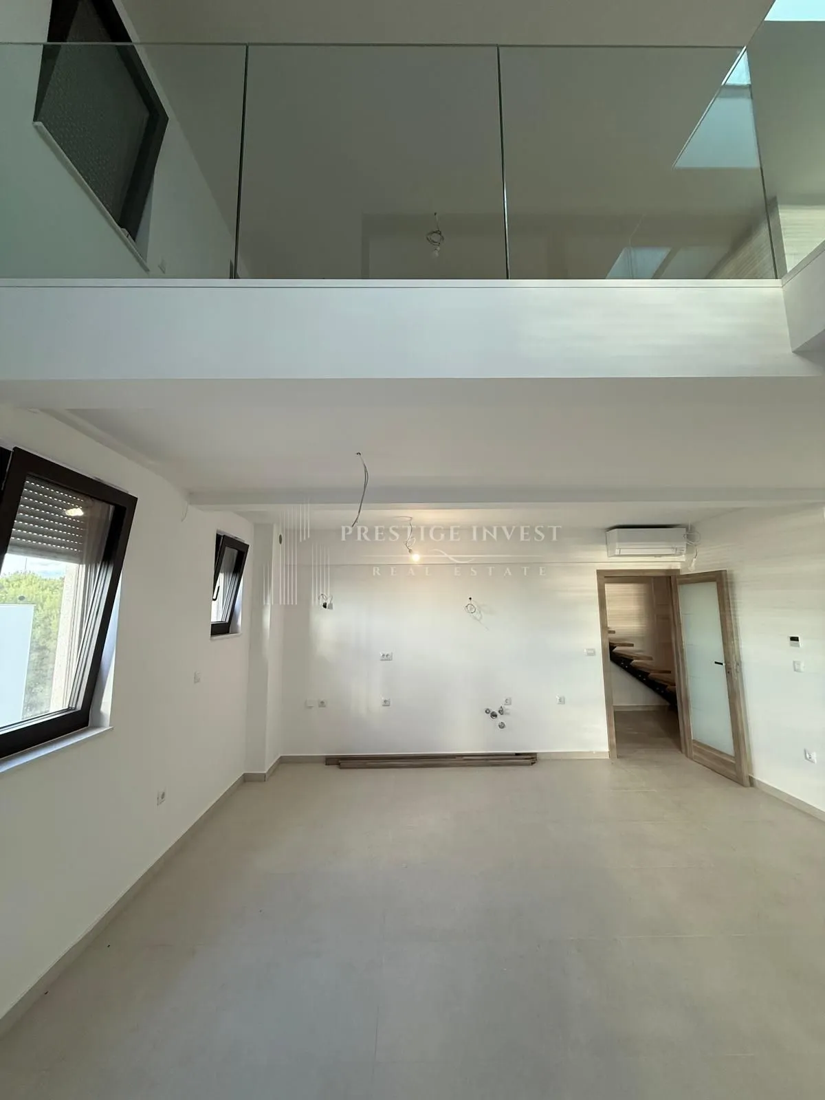 zadar- penthouse s galerijom i krovnom terasom - slika 21