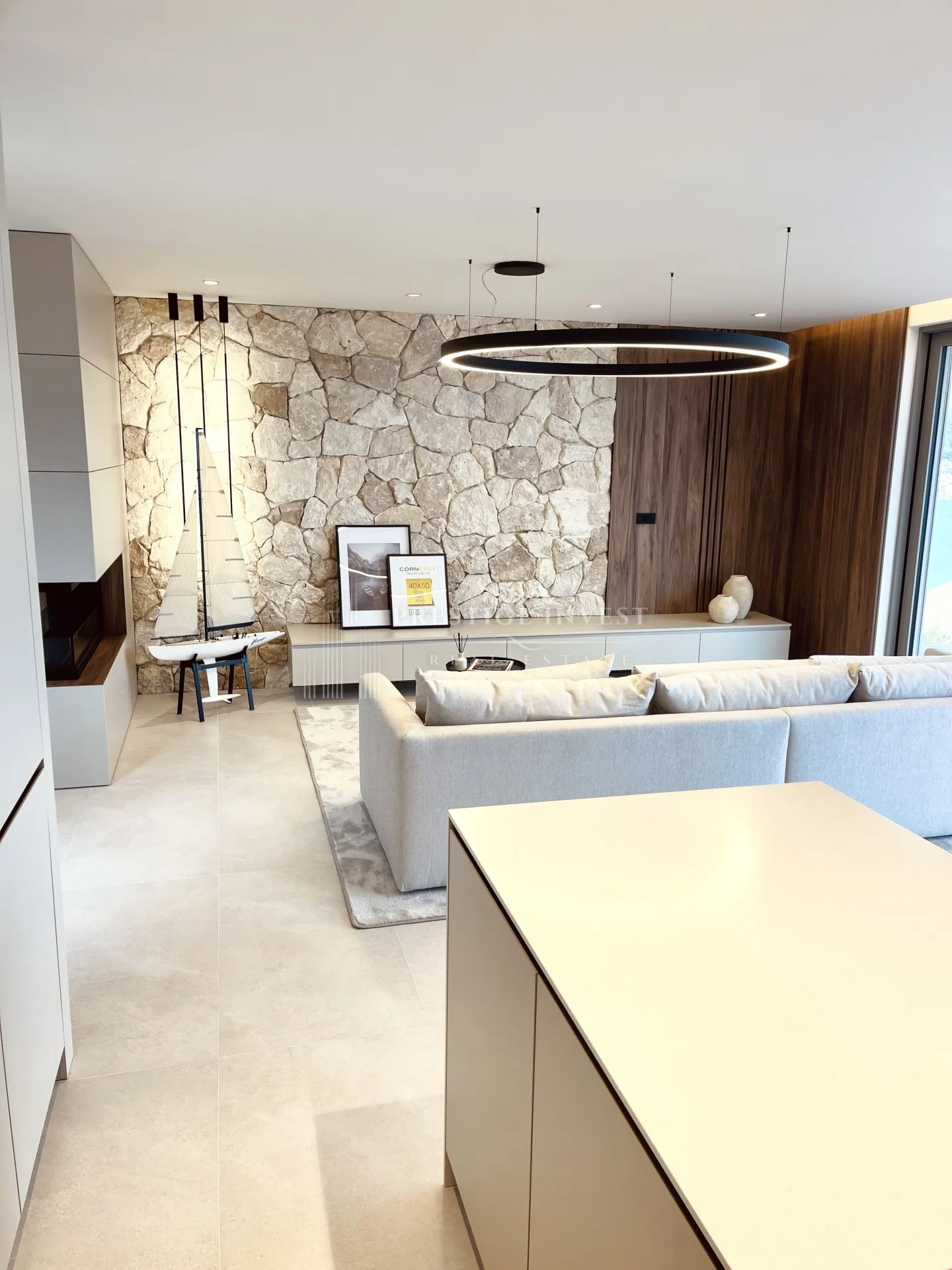 rogoznica- centar- luksuzan namješten penthouse - slika 14