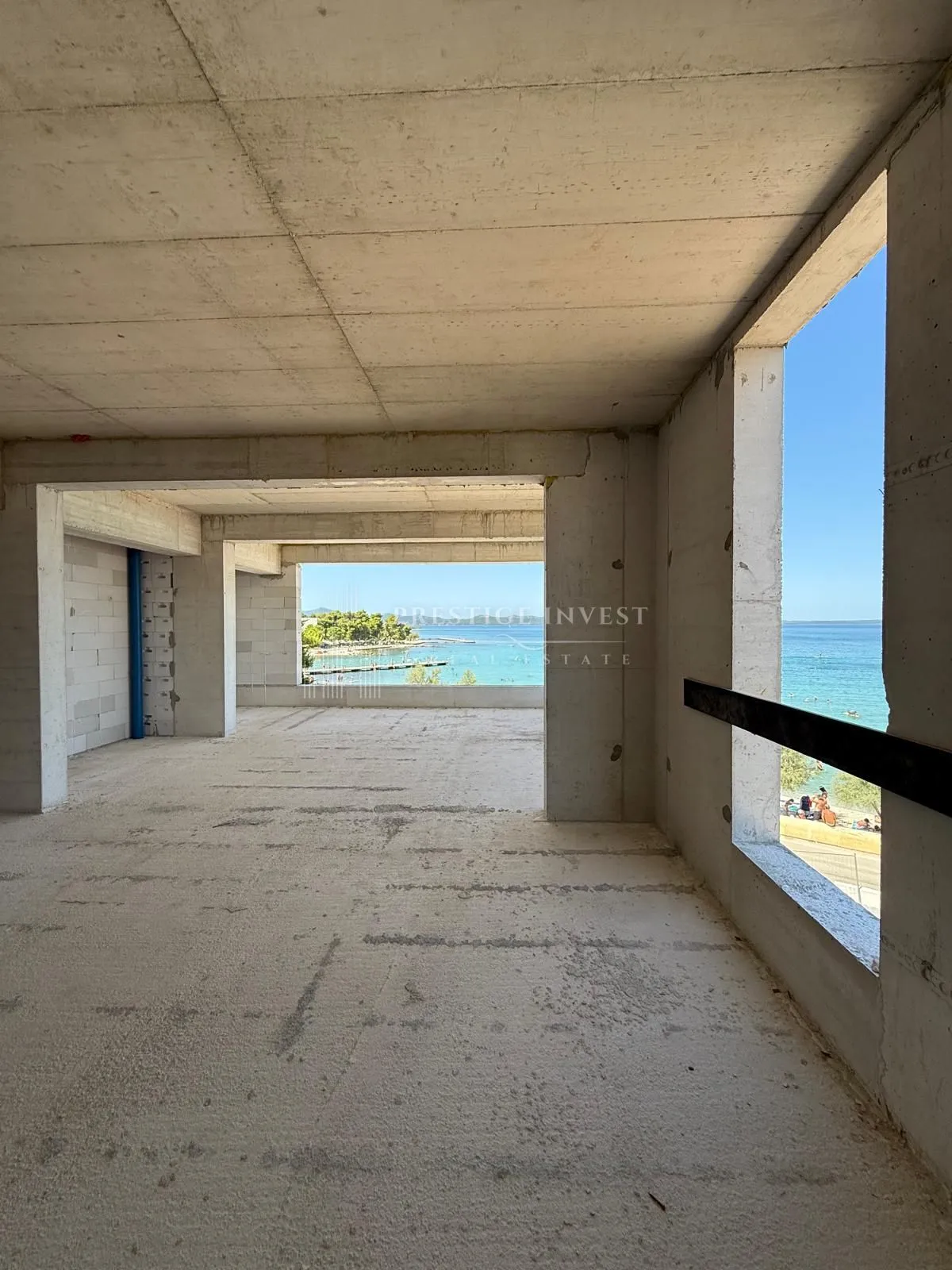 DIKLO- Luksuzan stan s bazenom- PRVI RED UZ MORE - Diklo, Zadar