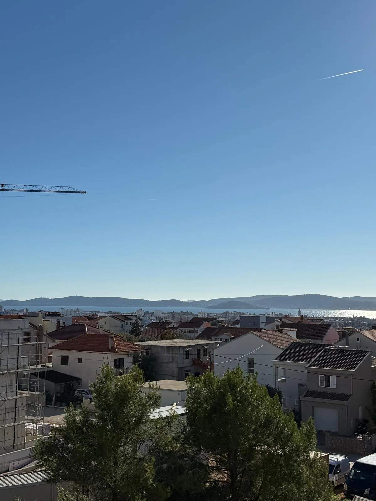 vidikovac- 3 soban stan s garažom i krovnom terasom - slika 3