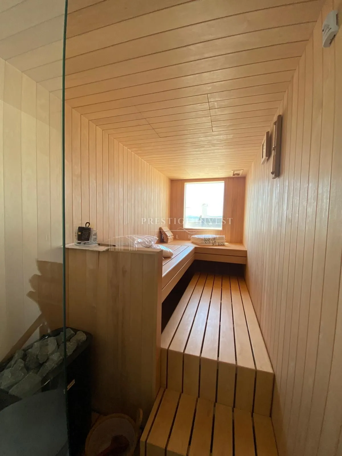 diklo- trosoban penthouse s krovnom terasom i pogledom na more - slika 5