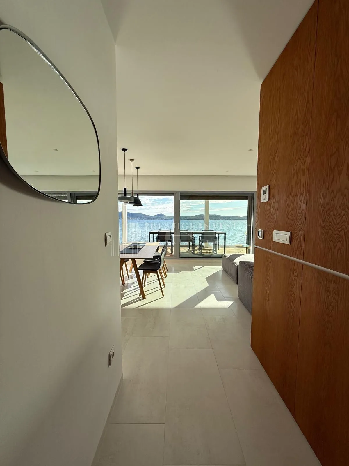 sukošan - penthouse- prvi red uz more - slika 31