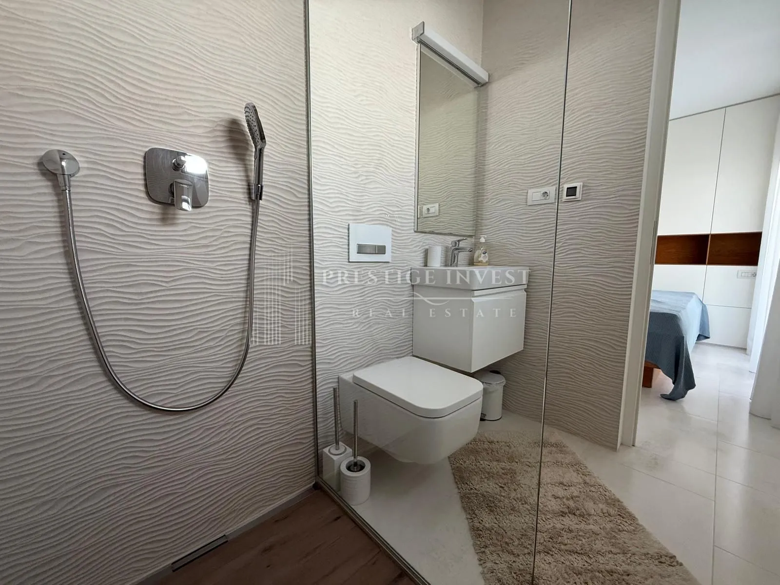 sukošan - penthouse- prvi red uz more - slika 42