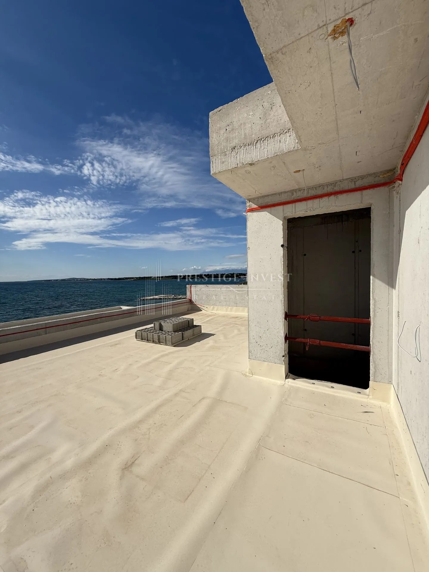 penthouse- prvi red uz more- privatni lift- 343m2 - slika 27