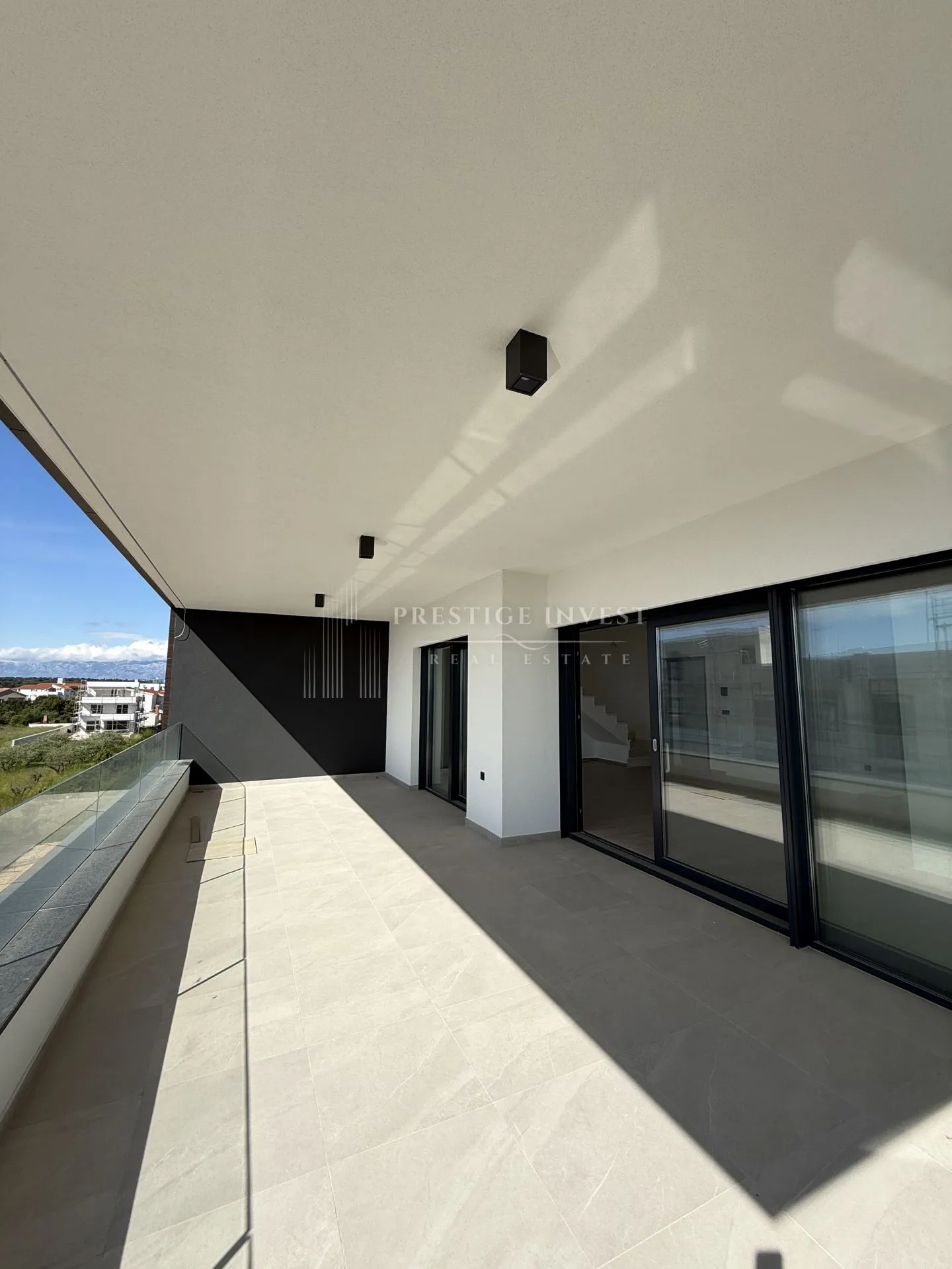 luksuzan penthouse-s8- drugi red uz more - slika 27