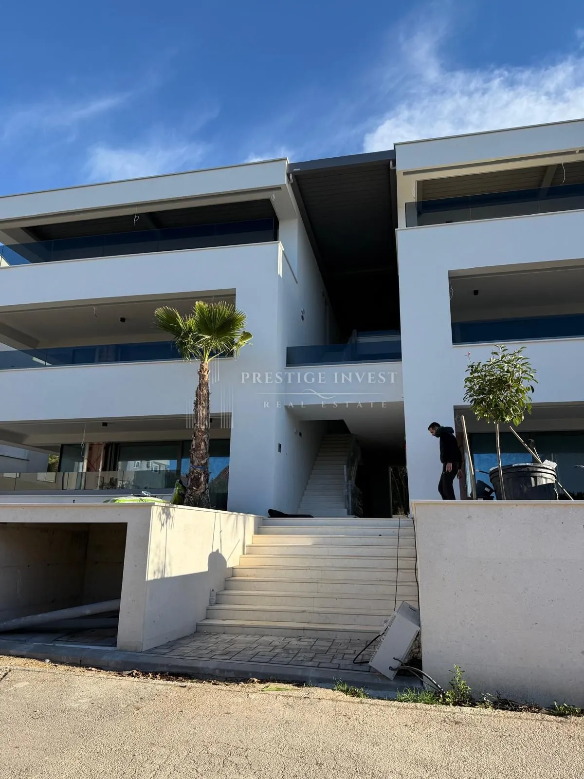 borik- penthouse s5 s krovnom terasom-pogled na more-garaža - slika 11