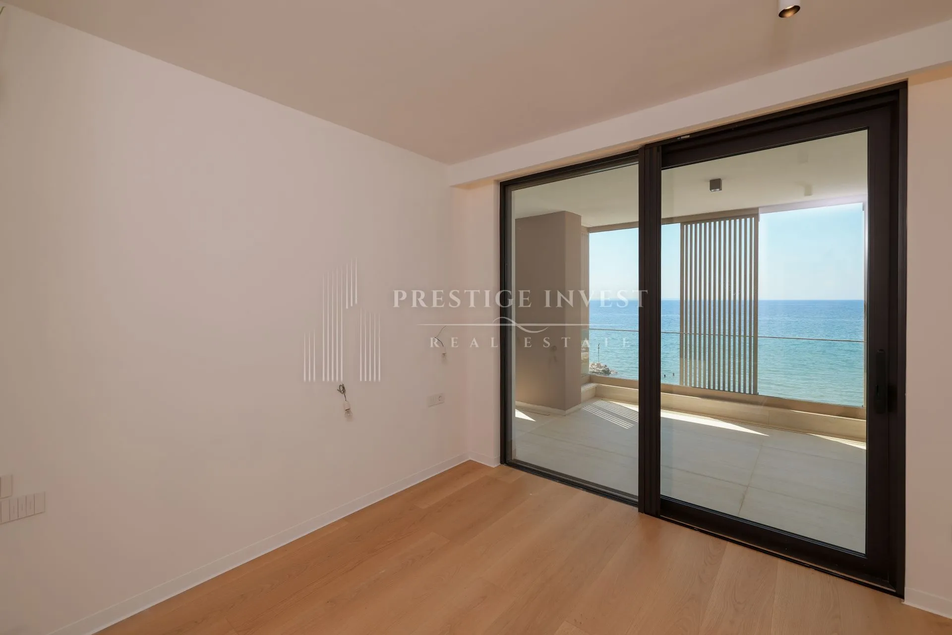 penthouse s privatnim liftom i krovnom terasom- prvi red - slika 20