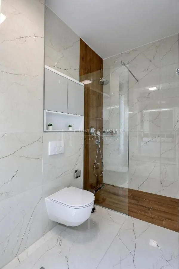 zadar-zaton- vila s bazenom u blizini mora - slika 34