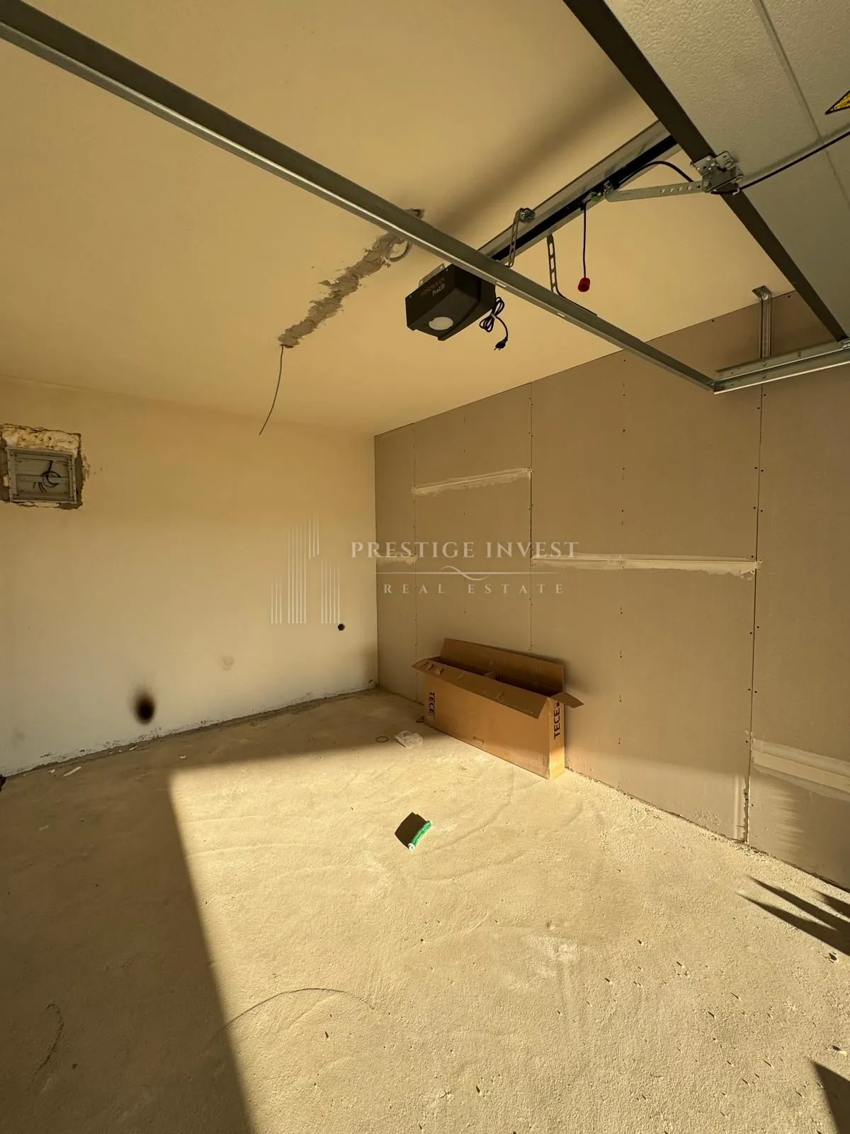 sukošan- penthouse 1.red uz more- krovna terasa-garaža - slika 29