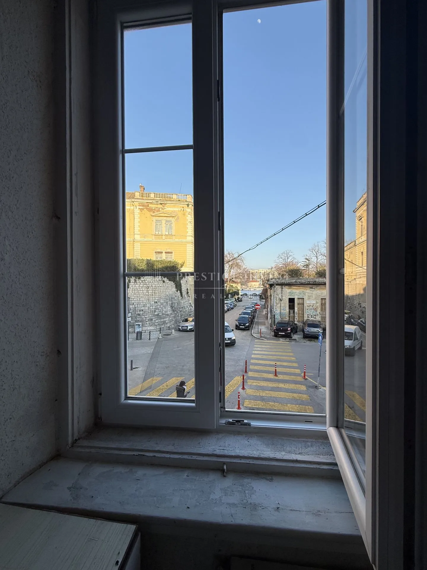 poluotok- četverosoban 82m2 - centar - slika 3