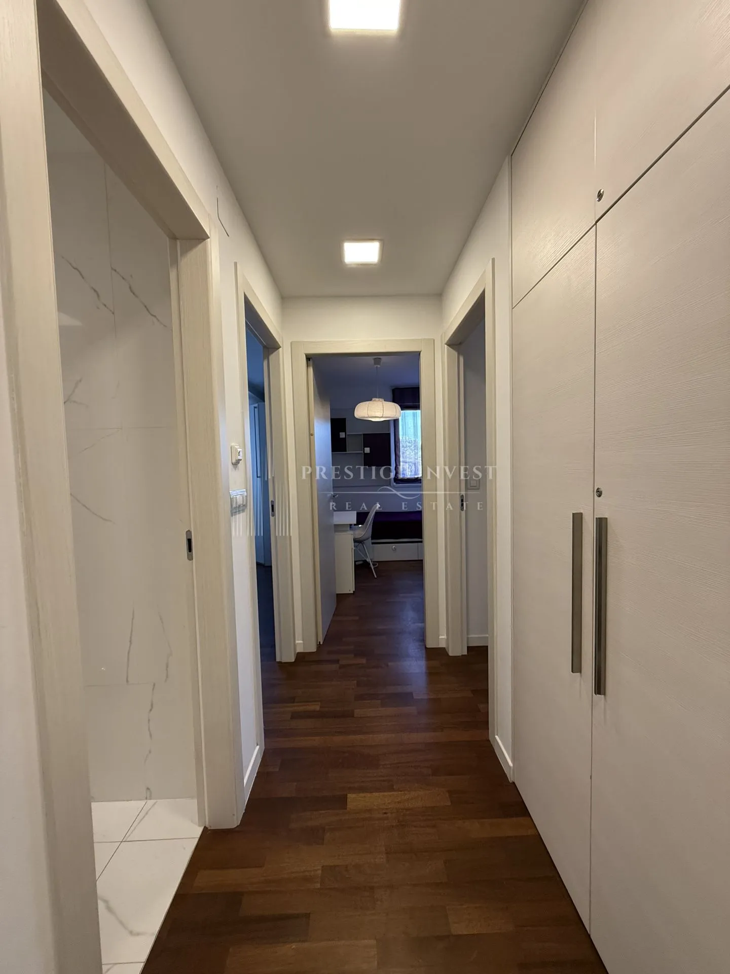 borik -trosoban stan s vrtom - 88,6 m2 - slika 17
