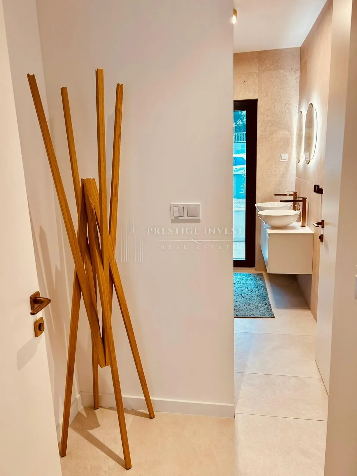 luksuzni apartman anne – prvi red do mora - trogir - slika 7