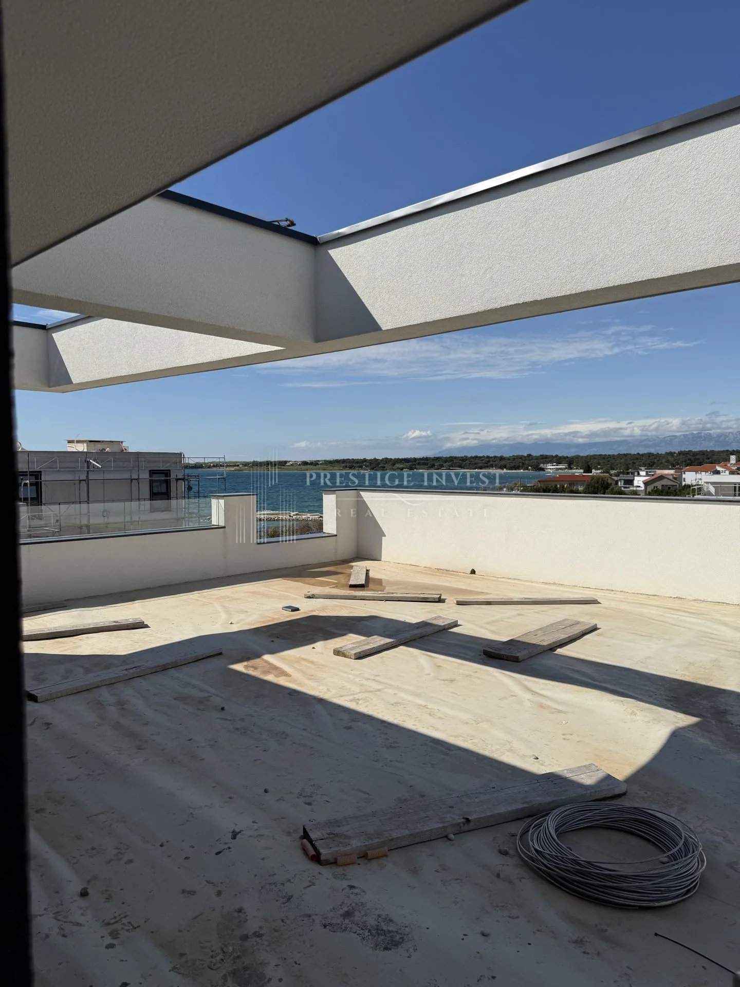 luksuzan penthouse pogled na more- s7 - drugi red uz more - slika 11