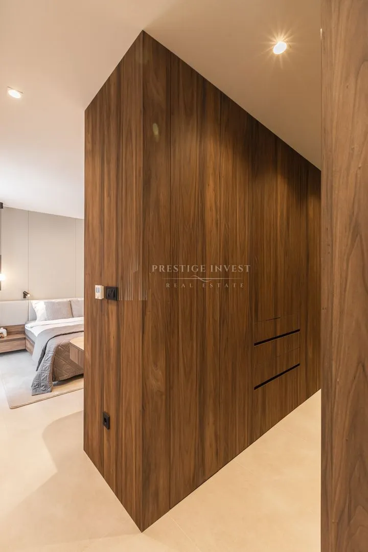 rogoznica- centar- luksuzan namješten penthouse - slika 24