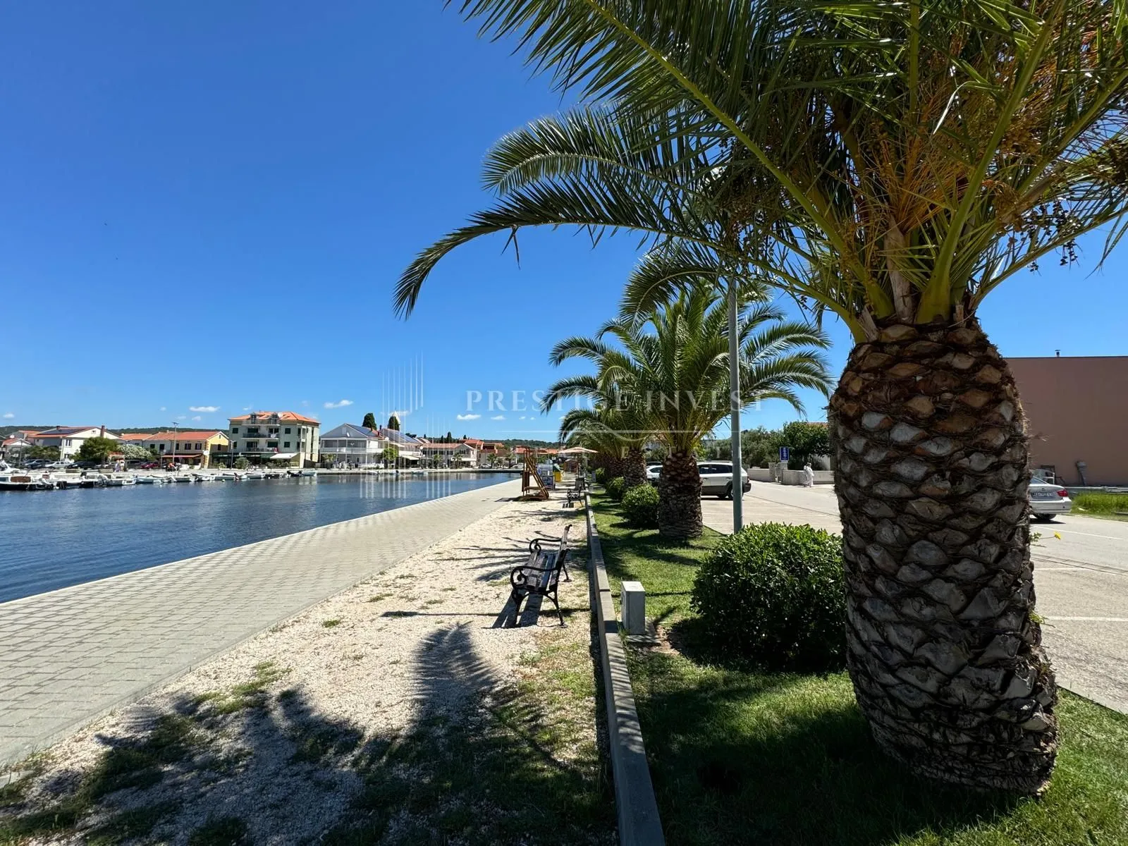 sukošan- građevinsko zemljište- 40m od plaže- 460m2 - slika 4
